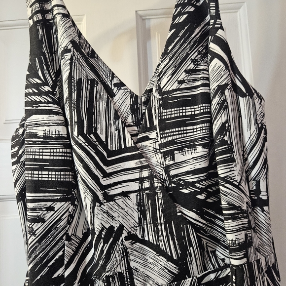 Ladies dress size 12 - Picture 5 of 10